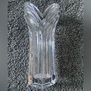 Mikasa Clear Glass Art Vase